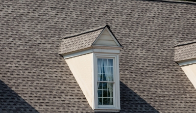 Signs for a roof replacement